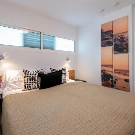 Esther's Sea View * 普拉亚戴尔雷安格莱斯