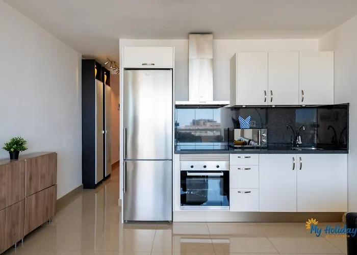 Esther's Sea View Apartment